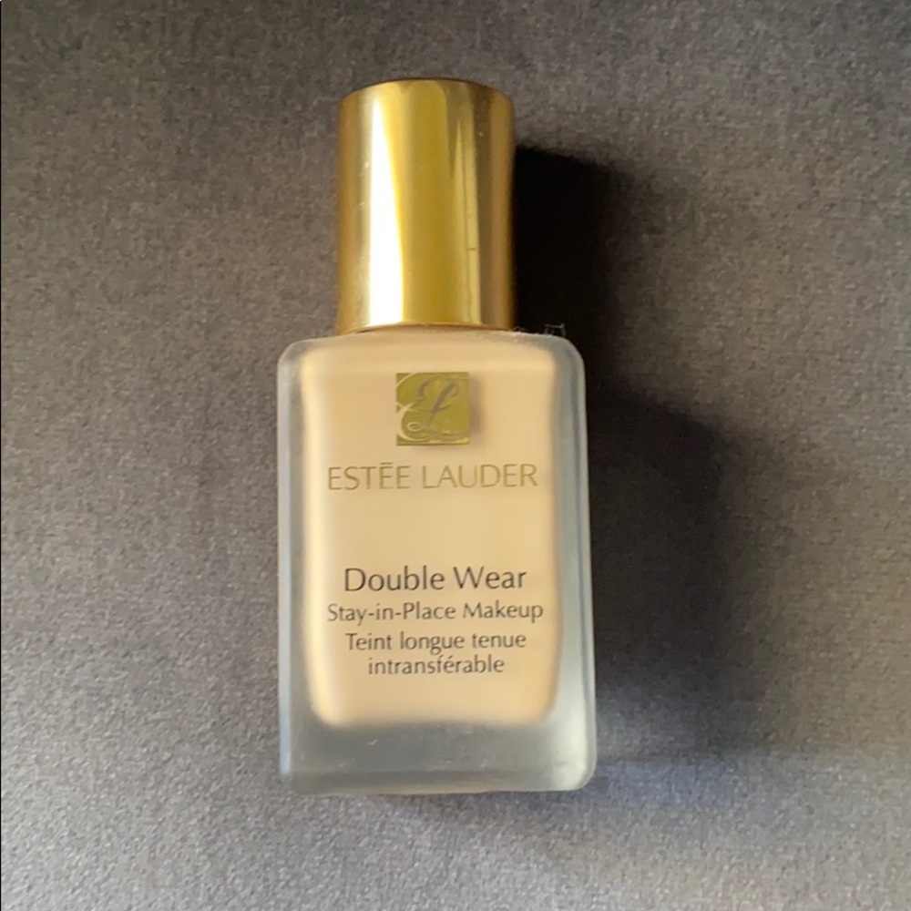 Estée Lauder Double Wear Foundation, 1N1